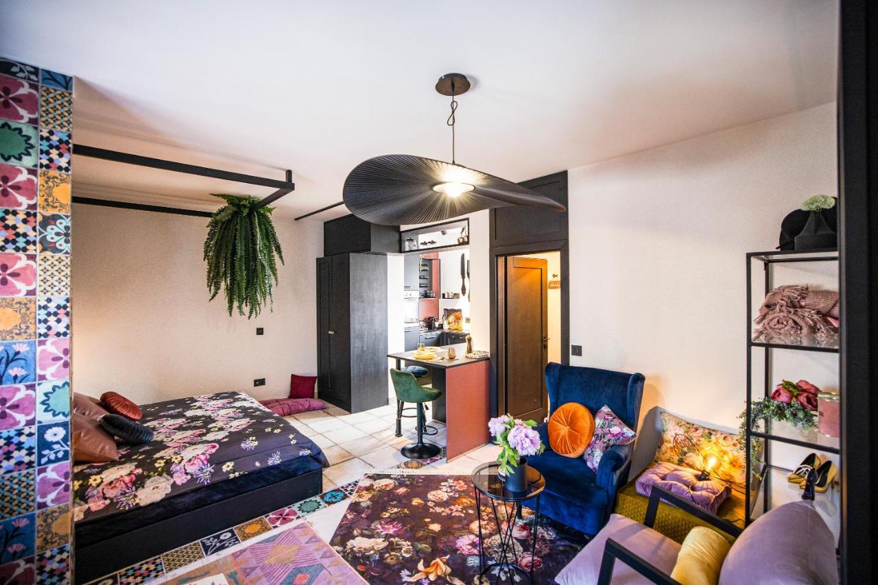 Ika Boutique Luxury Apartments Zadar Exteriör bild