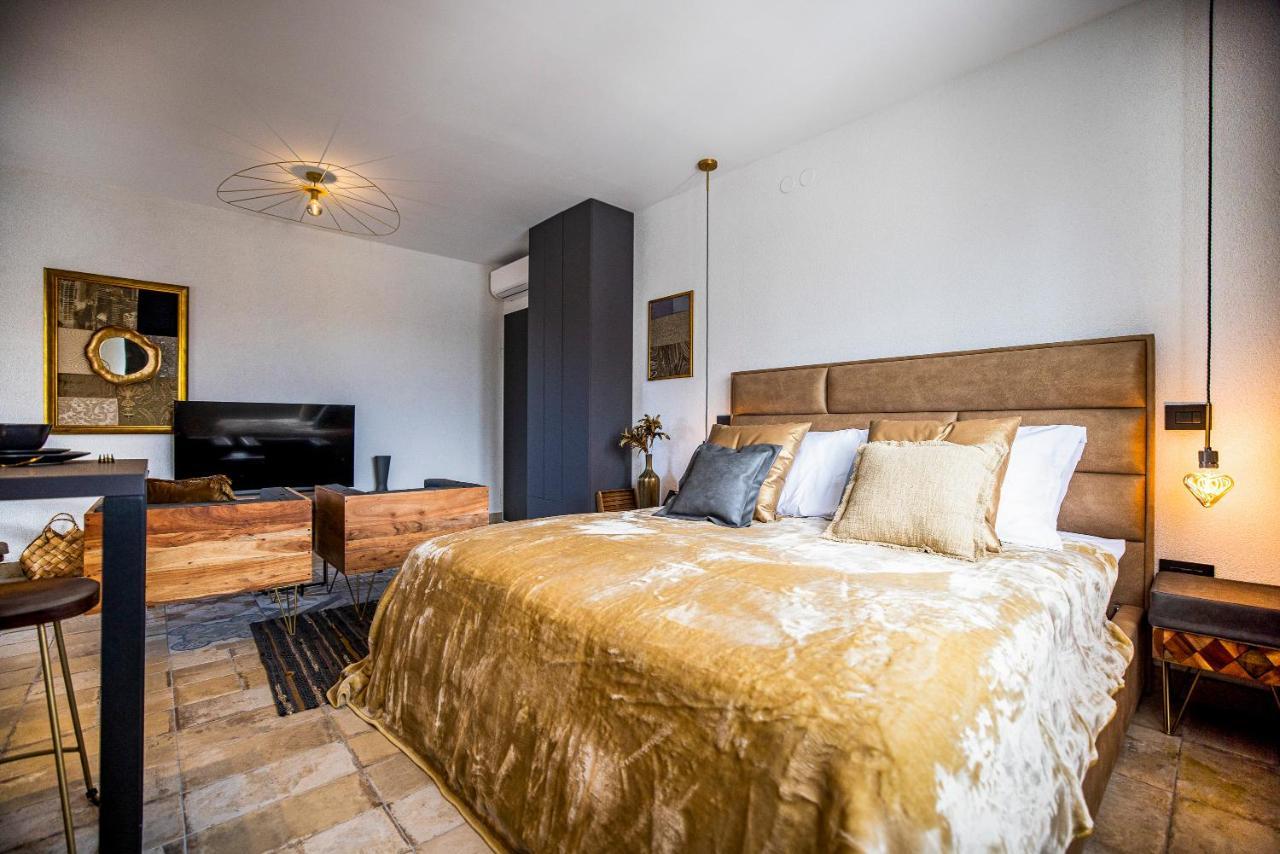 Ika Boutique Luxury Apartments Zadar Exteriör bild